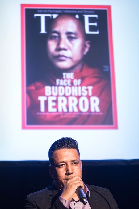 Mohamed Ibrahim från European Rohingya Council med omslaget på tidskriften Time.
