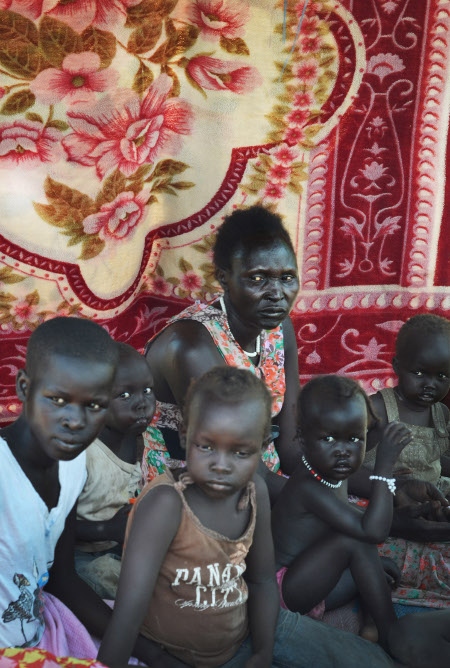 Abuk Deng och hennes familj hoppas att en dag få återvända till Sydsudan. Om Gud vill, säger hon.