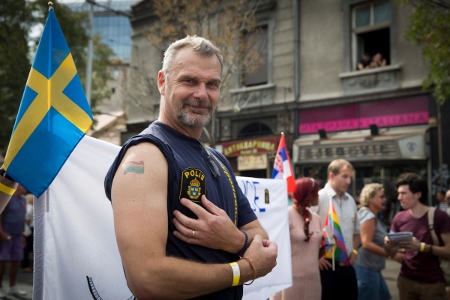 Göran Stanton från Gaypoliserna i Stockholm var åter på plats i Belgrad.