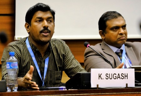 Den tamilske advokaten och MR-aktivisten Kanagaratnam Sugash är som alla andra tamiler i Genève missnöjd med att FN ger Sri Lanka mer tid.