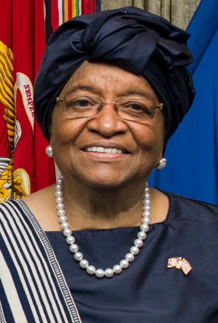 Ellen Johnson Sirleaf besöker Pentagon 2015.