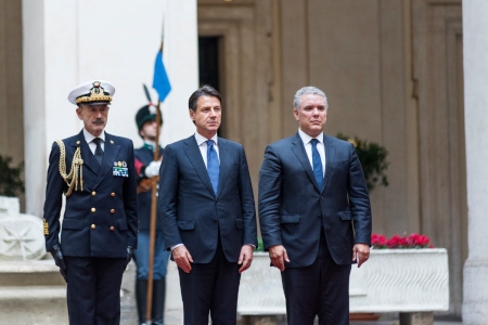 Iván Duque Márquez (till höger) är Colombias nye president. Här vid ett besök i Italien den 22 oktober då han togs emot av premiärminister Giuseppe Conte.