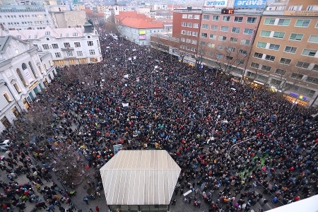 Protestmöte i Slovakiens huvudstad Bratislava den 9 mars 2018.