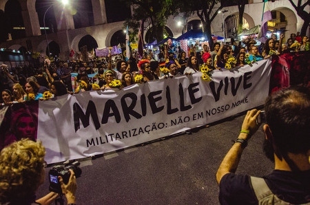 Tiotusentals personer deltog i protester mot mordet på Marielle Franco och hennes chaufför Anderson Pedro Gomes i mars 2018.