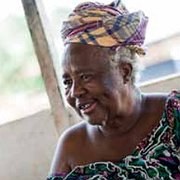 Mama Tormah kämpar idag för att få ett slut på kvinnlig könsstympning.