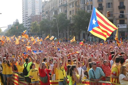 Under många år har stora demonstrationer hållits för ett självständigt Katalonien.