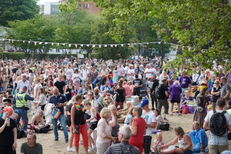 Omkring 15 000 personer deltog i den avslutande paraden vid Malmö Pride den 20 juli 2019.