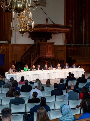 I The Hague Hearing Centre i Haag har "rättegången" hållits.