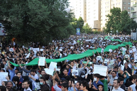 Grönt var symbolen för proteströrelsen mot påstått valfusk 2009.