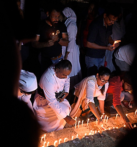 Protest i Colombo i januari 2023. Krav ställs på att studentledaren Wasantha Mudalige, som fängslats under PTA-lagarna, ska släppas fri och en petition skrivs under med 1 000 namn.