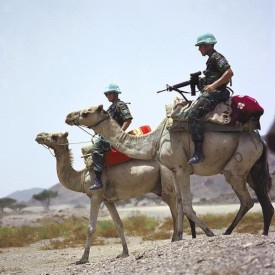 FN-soldater övervakar gränsen mellan Eritrea och Etiopien 2005.