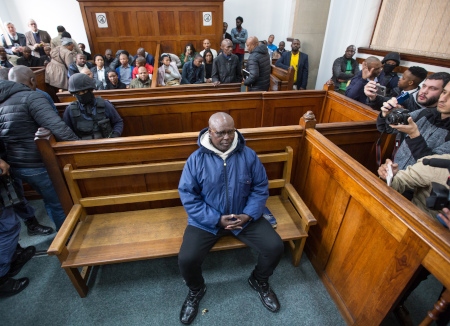 Fulgence Kayishema är misstänkt för folkmord i Rwanda och framträdde i en domstol i Kapstaden 26 maj.