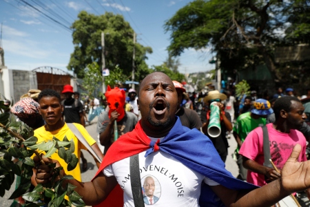 Haitier kräver ett slut på bristen på säkerhet och nej till ockupation.