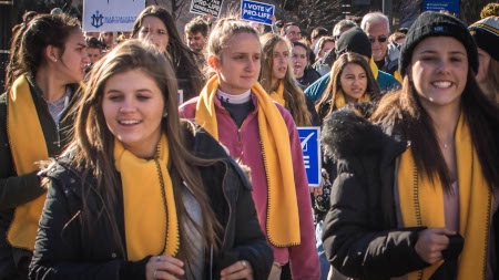 I USA samlas abortmotståndarna varje år sedan 1974 till ”Marsch för livet”. Här deltagare i Washington 19 januari 2018.