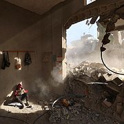 Dagen efter ett luftanfall mot flyktinglägret Nuseirat i Gaza, 29 april 2025.